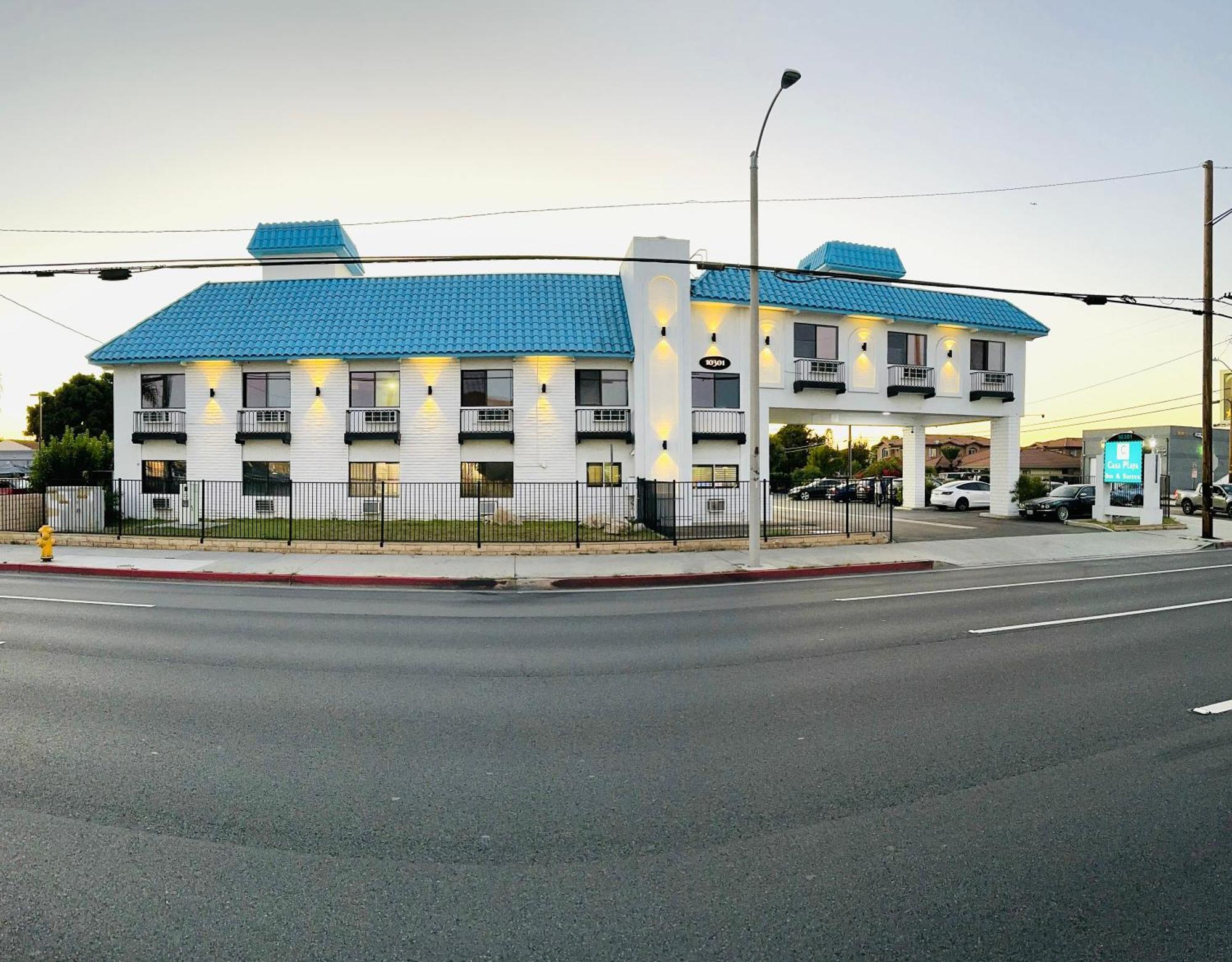 Casa Playa Inn & Suites Stanton Anaheim Area エクステリア 写真